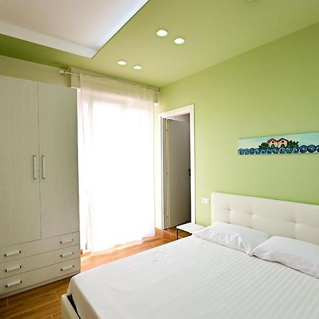 Kore Suites&Apartments Локрі Екстер'єр фото